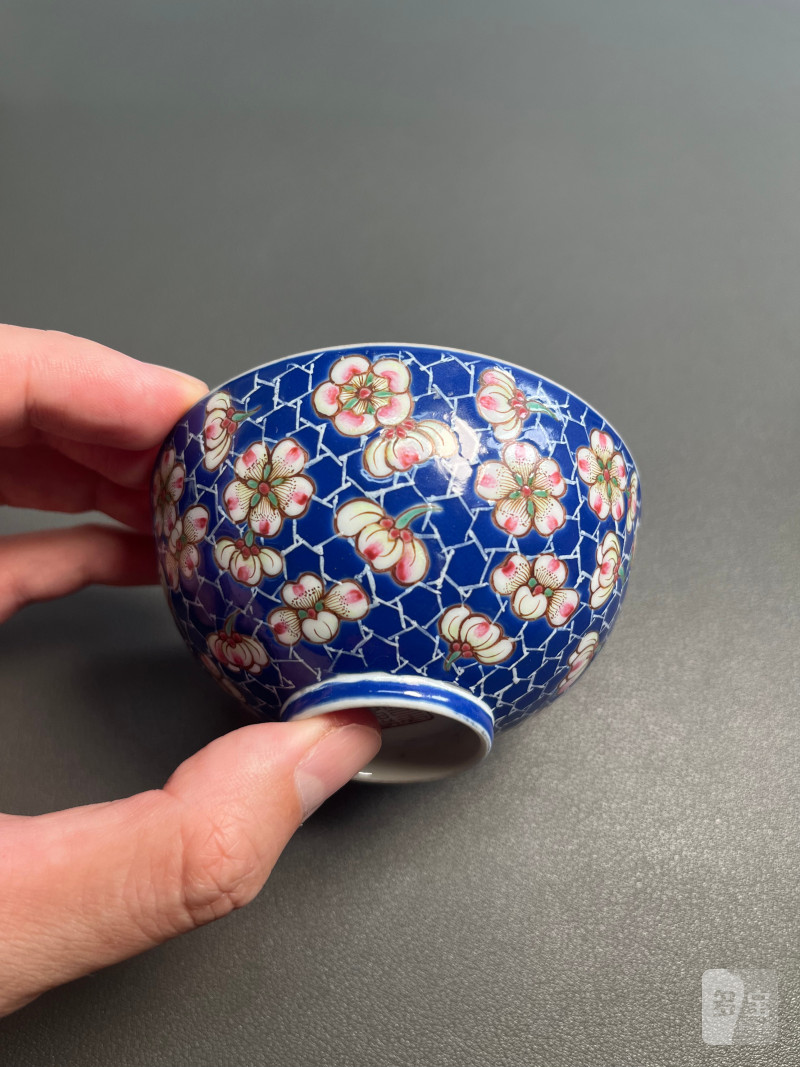 清道光  蓝料地珐琅彩冰梅纹茶圆（一对） - 图8